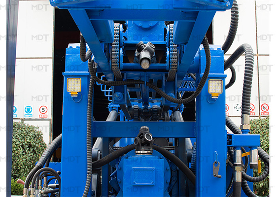 Geotechniczna diamentowa hydrauliczna wiertnica gąsienicowa w kolorze niebieskim