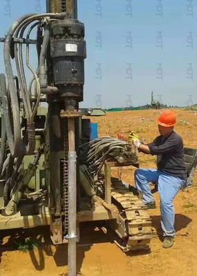 Hydrauliczna wiertarka gąsienicowa do wiercenia w stosach o średnicy 300 mm