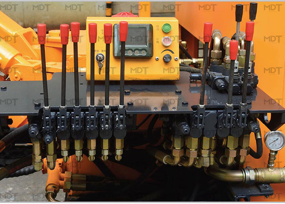 MDT410 Hydrauliczna wiertnica gąsienicowa Głębokość 25 m Średnica otworu 90-115 mm